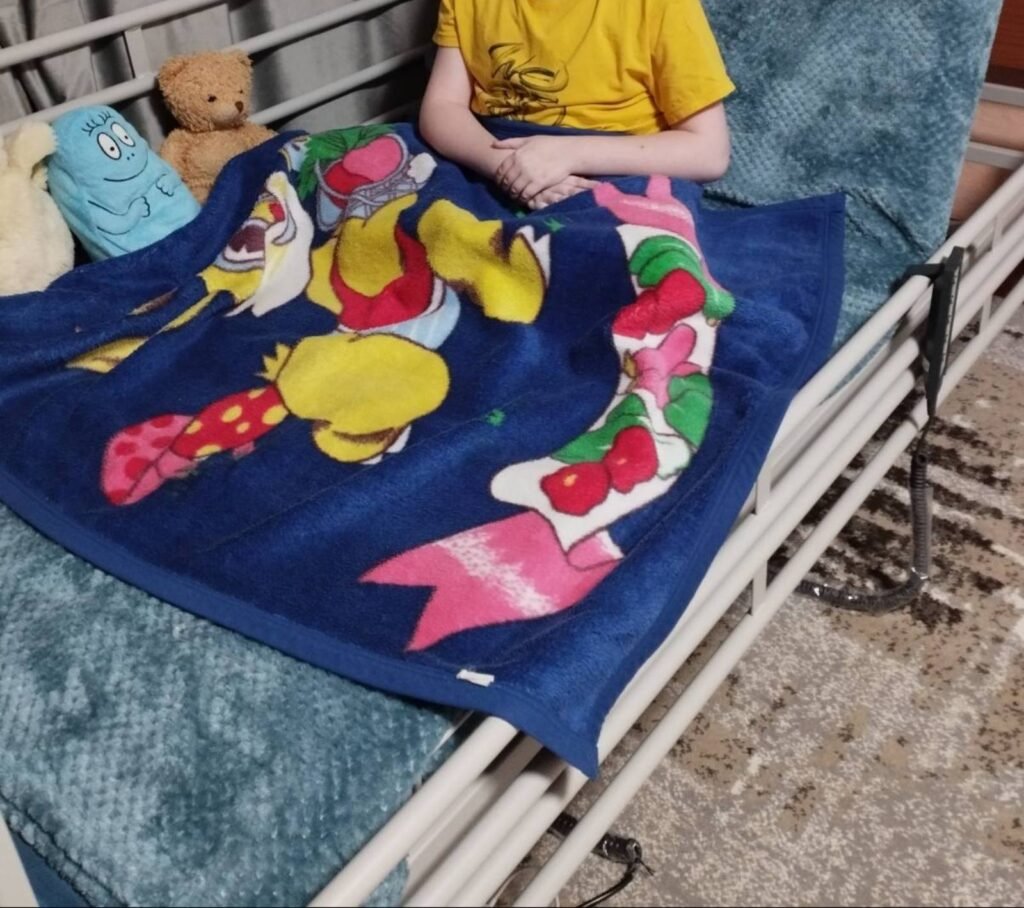 Забезпечення допоміжними засобами реабілітації та фінансовою допомогою мешканців Сторожинецької громади.